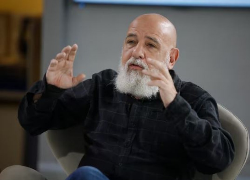 Pablo Semn y el periodista Marcelo Justo presentan sus libros